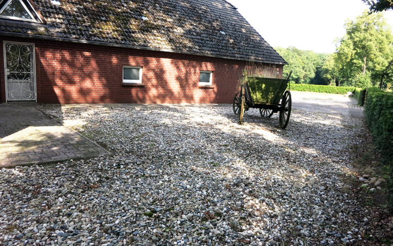 Innenhof 3 mit Nebeneingang 3